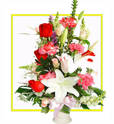 [B-20-WL-PC-PR-RRG-1] Mixed Floral Basket
